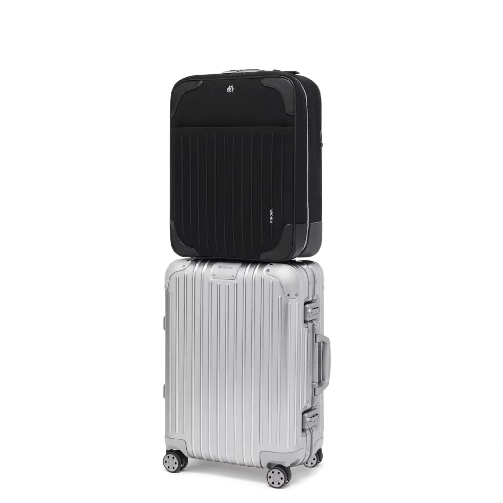 Never Still - Canvas Travel